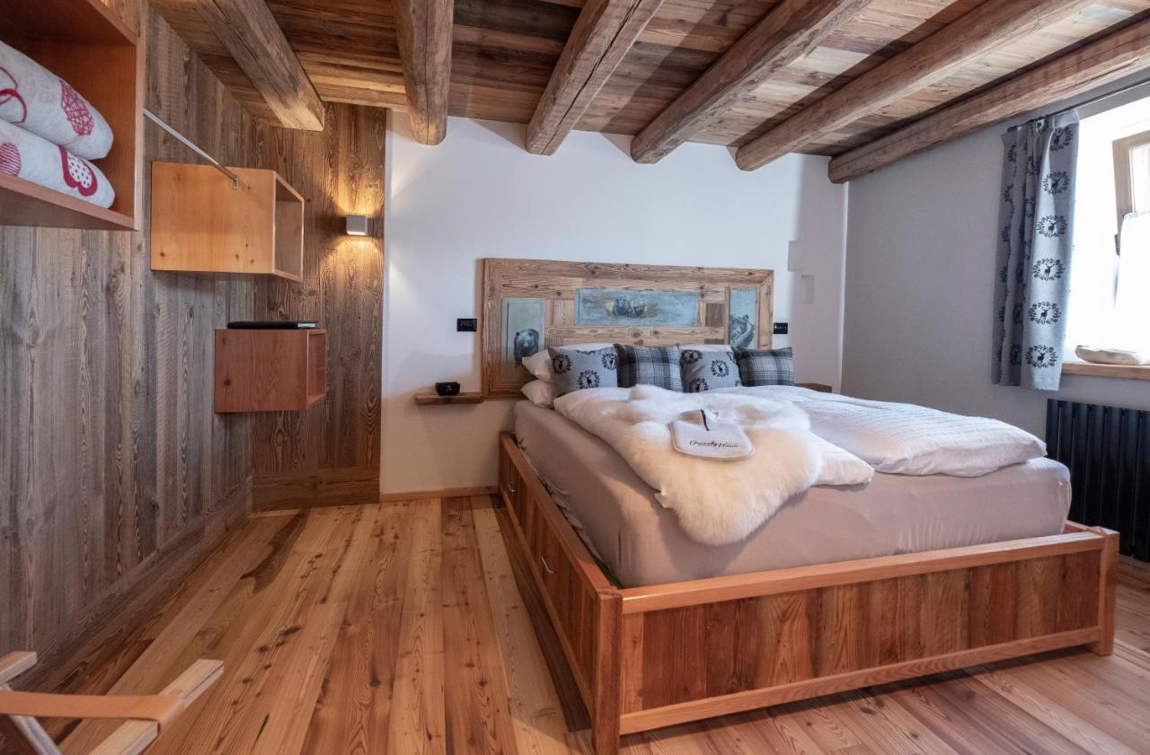 Grizzly Haus Panzió Varena Kültér fotó