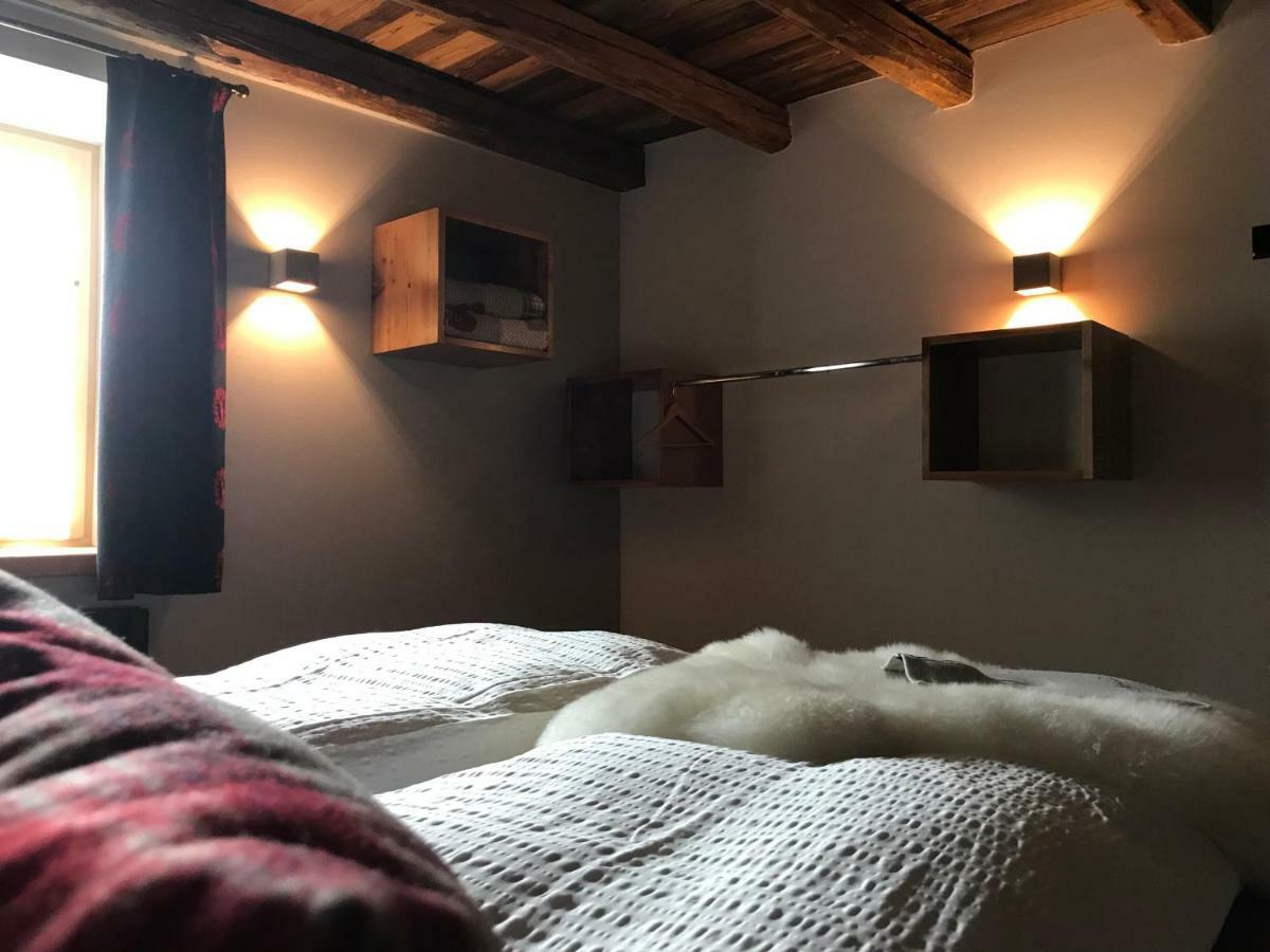 Grizzly Haus Panzió Varena Kültér fotó